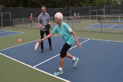 Pickleball Clubs